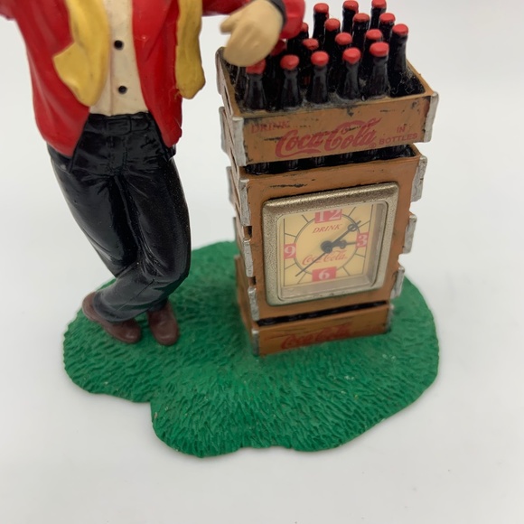 Vintage 1999 Coca-Cola Retro Delivery Man Old Fashioned Clock Figurine - Picture 8 of 13